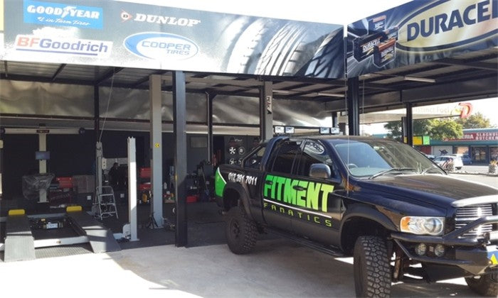 3D Wheel Alignment with optional Rotation, Balancing and 10 Point Chec ...
