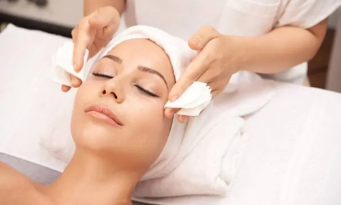 cleansing-facial-from-somatic-zone-slimming-and-beauty-clinic