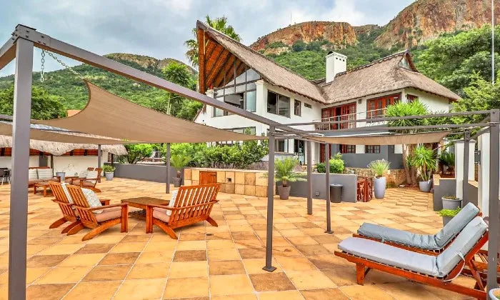 hartbeespoort-1-or-2-night-stay-for-two-including-breakfast-at-galagos-lodge