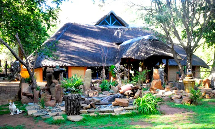 magaliesberg-1-or-2-night-stay-for-two-including-breakfast-and-optional-discount-vouchers-at-hornbill-lodge-and-legends
