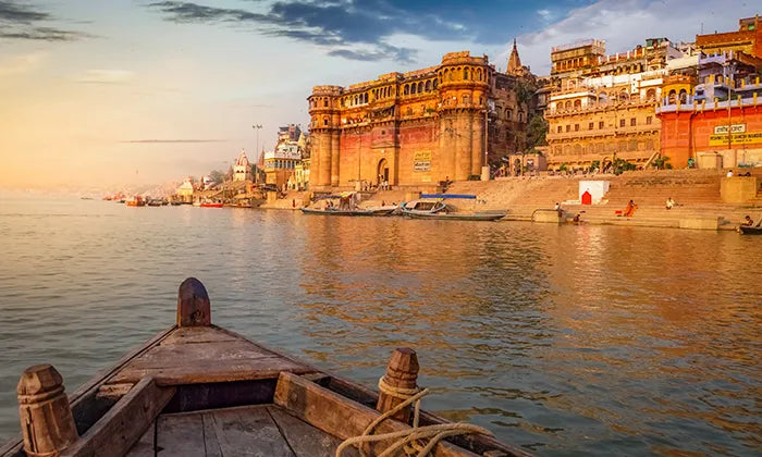 india-10-day-golden-triangle-tour-with-the-holy-city-varanasi