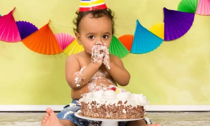 60-minute-cake-smash-or-standard-baby-photoshoot-from-emotions-studio