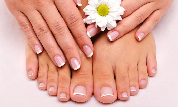 manicure-or-pedicure-with-gel
