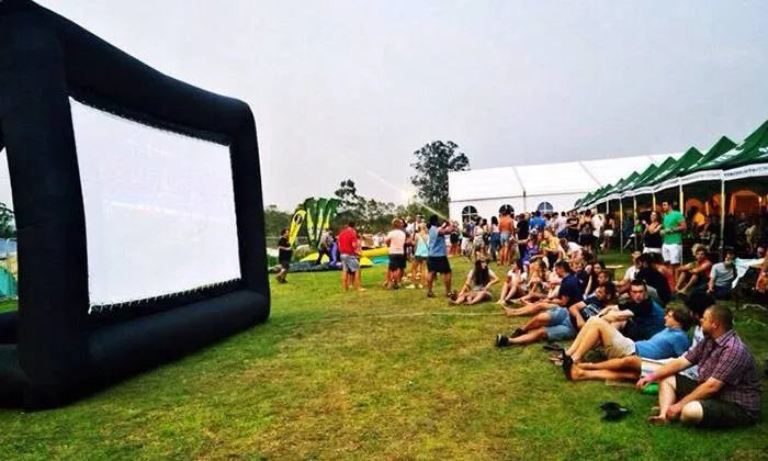 hire-a-30-seater-open-air-cinema-including-delivery-setup-from-starlight-flix